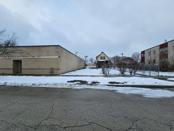 11854 S Lafayette Avenue , Chicago, IL 60628