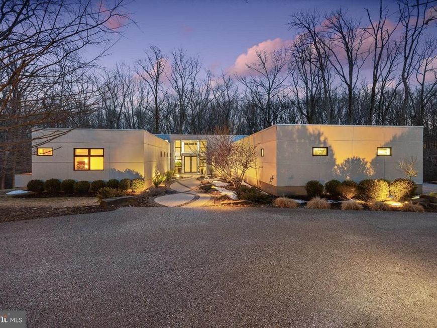 2923 Woodvalley Drive, Baltimore, MD 21208 Main Photo