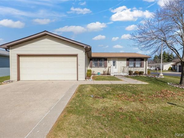 38454 Deer Creek Boulevard, Westland, MI 48185