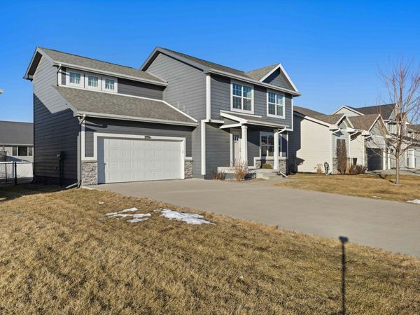 105 NE 21st Circle, Grimes, IA 50111