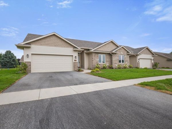 309 E Pershing Street, STILLMAN VALLEY, IL 61084