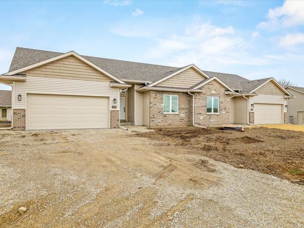 309 E Pershing Street, STILLMAN VALLEY, IL 61084