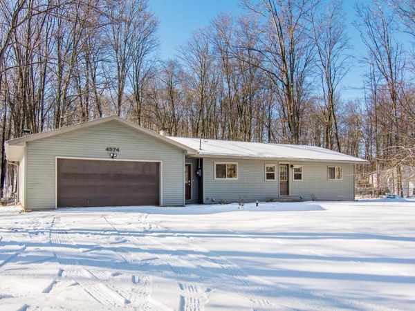 4574 Walton Road, Kingsley, MI 49649