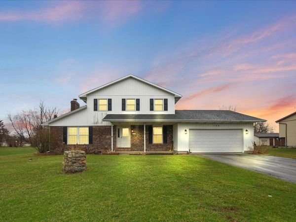 188 Goodview Drive , Valparaiso, IN 46385