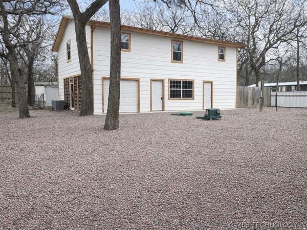 4268 Chickasaw, Kingston, OK 73439