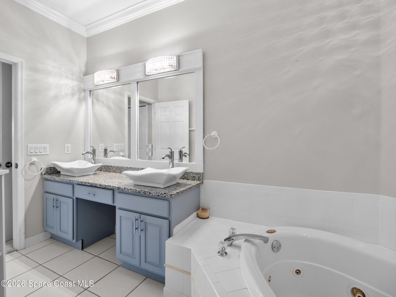 14 Marina Isles Boulevard , Unit B, Indian Harbor Beach, FL 32937 Photo