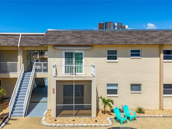 184 117TH AVENUE , Unit 2, TREASURE ISLAND, FL 33706