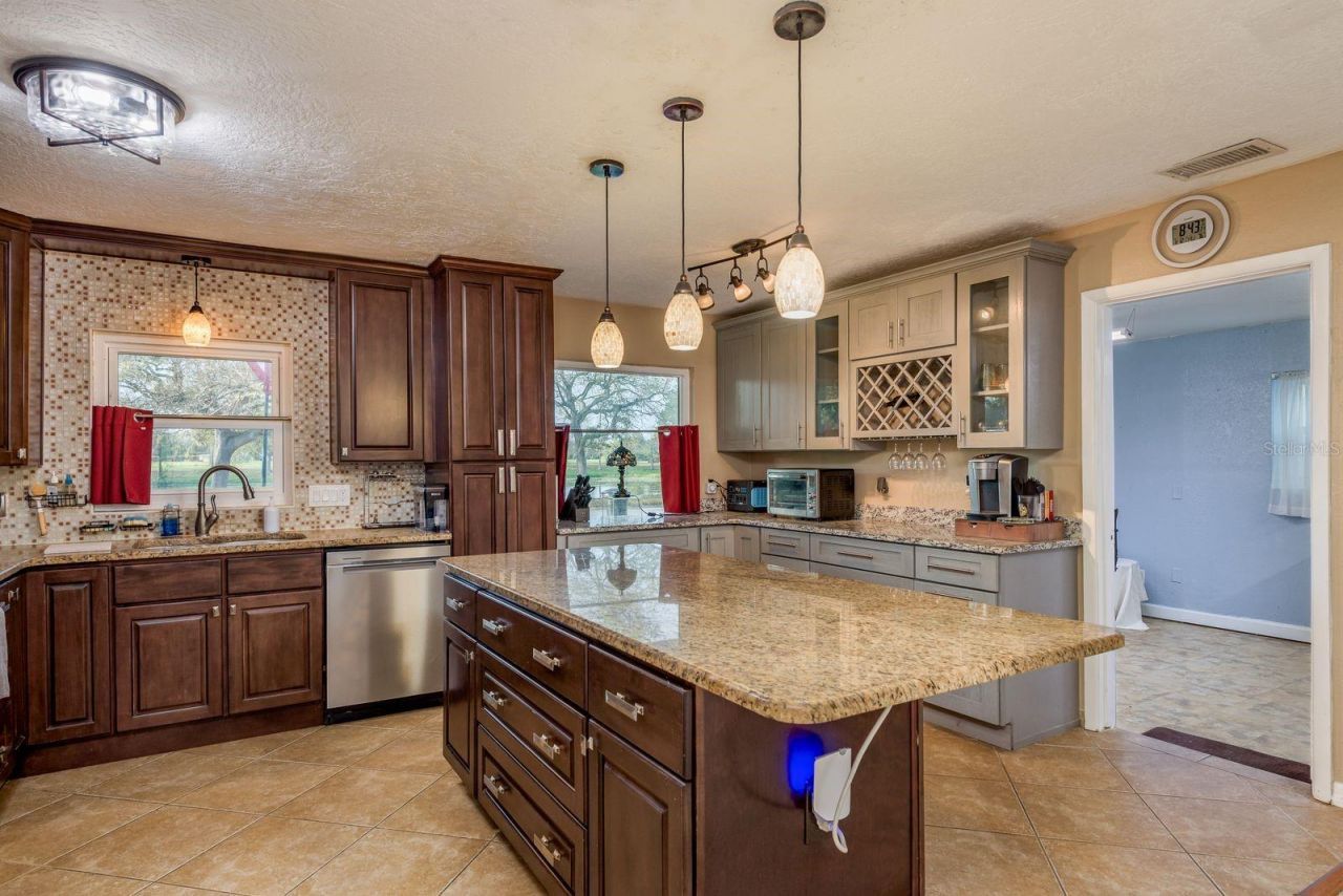 6377 13th Avenue N, Saint Petersburg, FL 33710 Photo