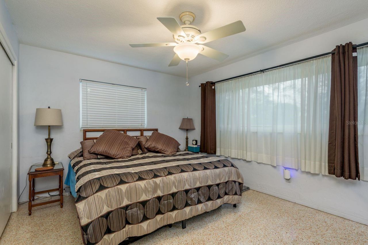 6377 13th Avenue N, Saint Petersburg, FL 33710 Photo