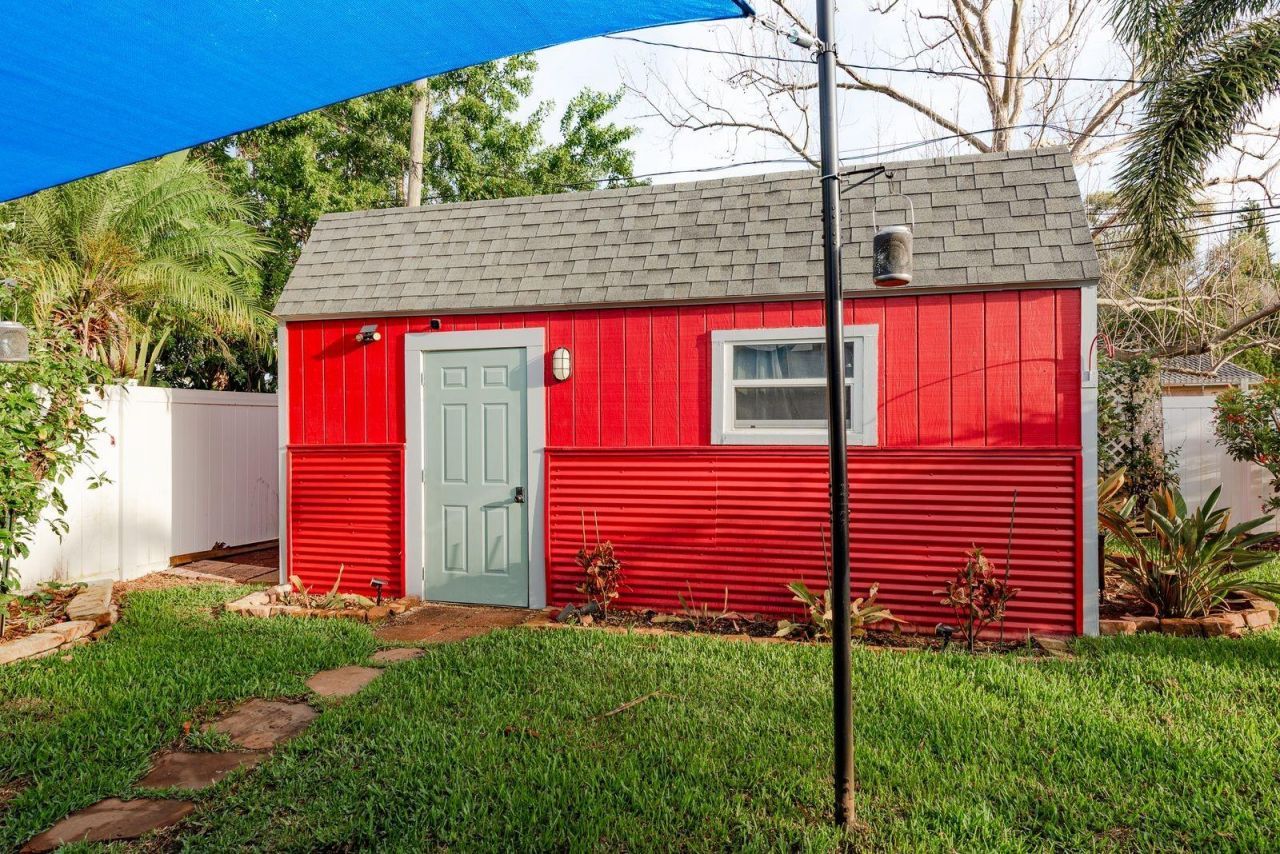 6377 13th Avenue N, Saint Petersburg, FL 33710 Photo