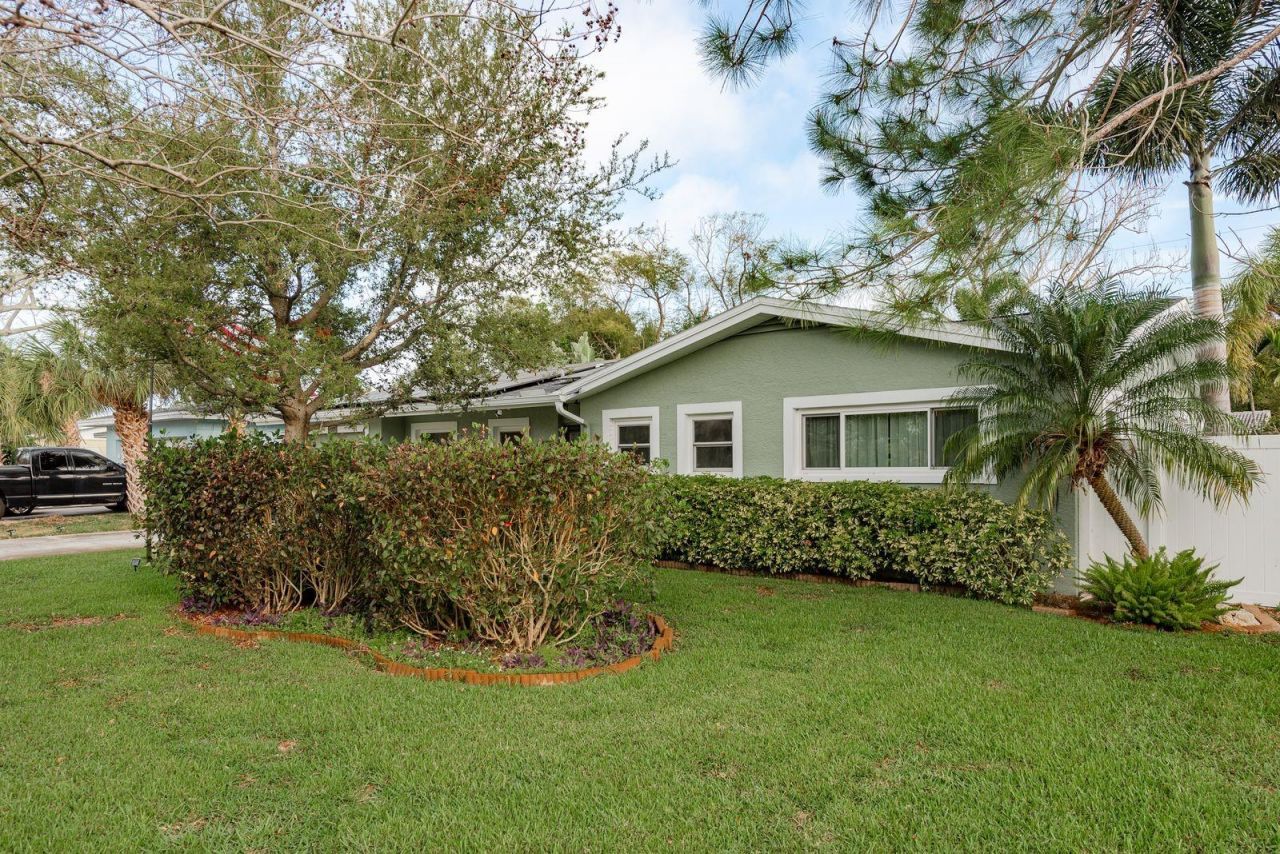 6377 13th Avenue N, Saint Petersburg, FL 33710 Photo