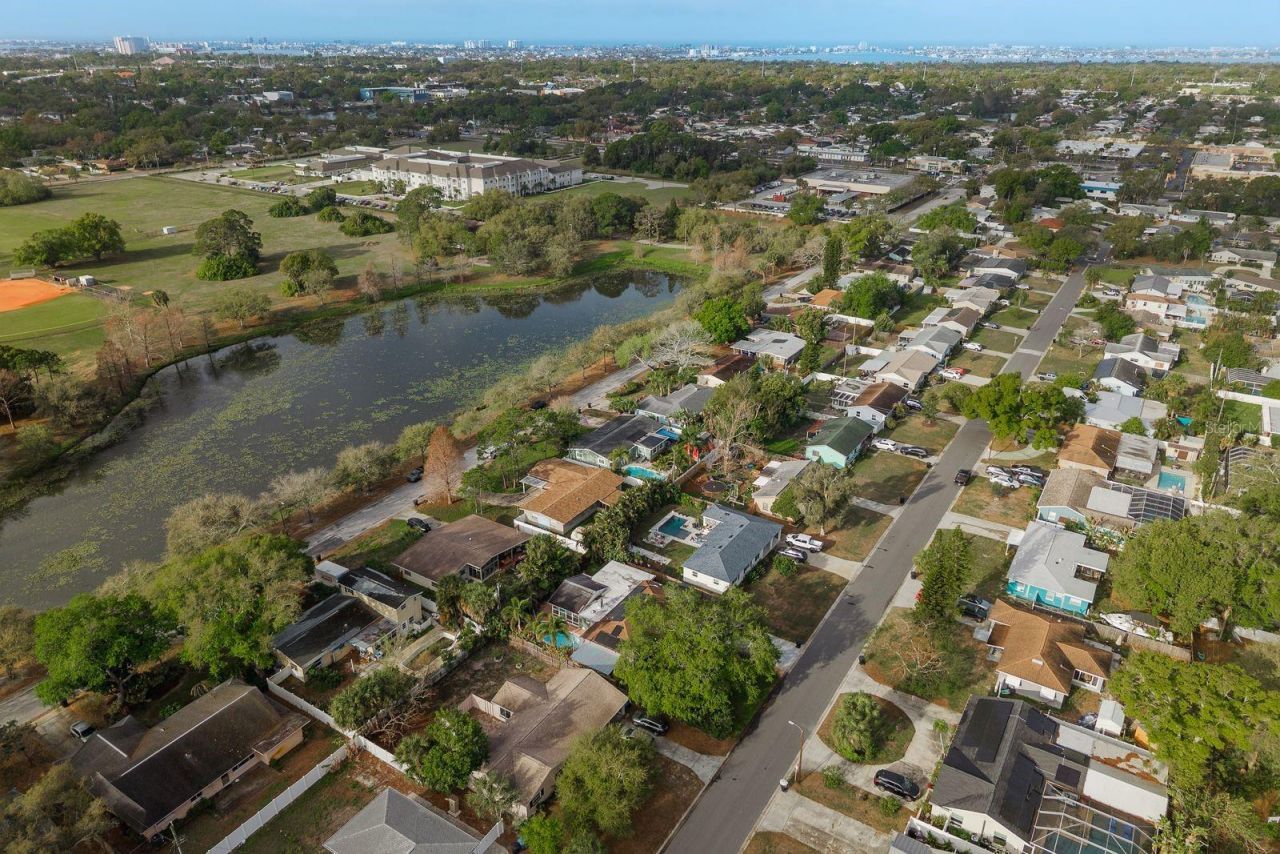 6377 13th Avenue N, Saint Petersburg, FL 33710 Photo