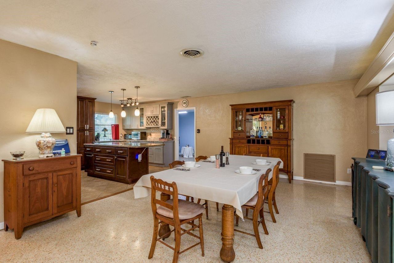 6377 13th Avenue N, Saint Petersburg, FL 33710 Photo