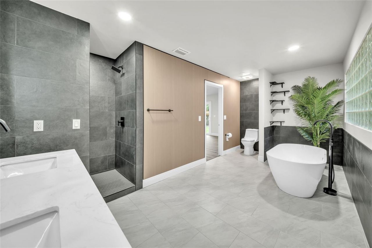 5418 6th Avenue S, Saint Petersburg, FL 33707 Photo