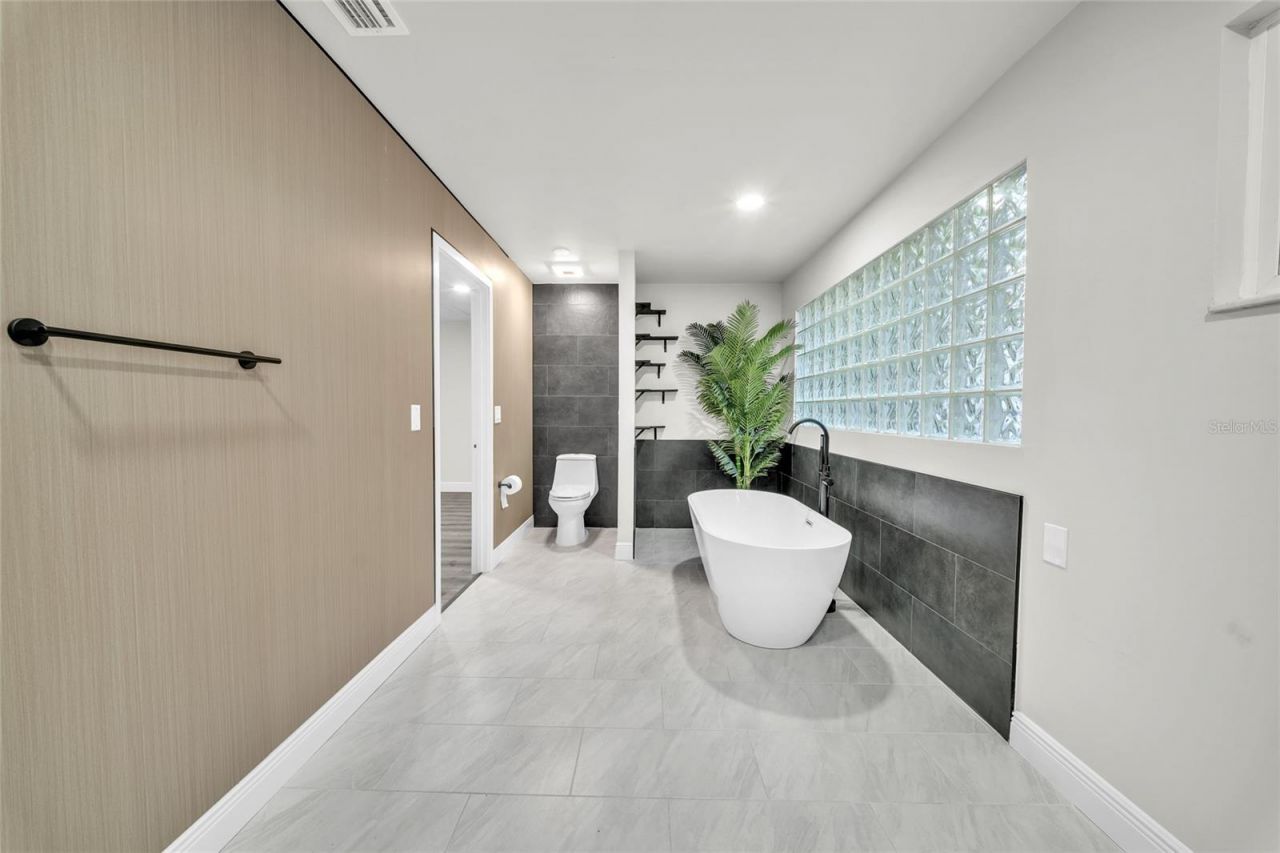 5418 6th Avenue S, Saint Petersburg, FL 33707 Photo