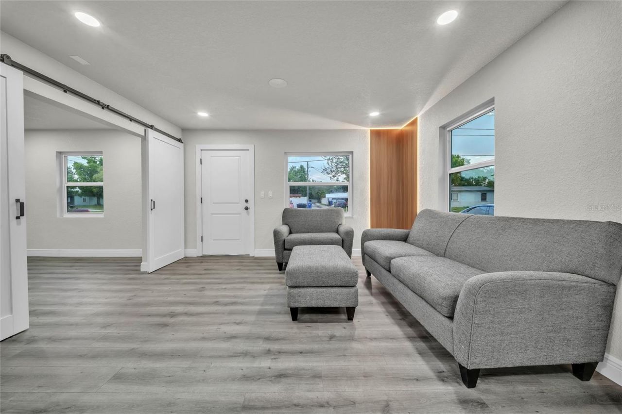 5418 6th Avenue S, Saint Petersburg, FL 33707 Photo