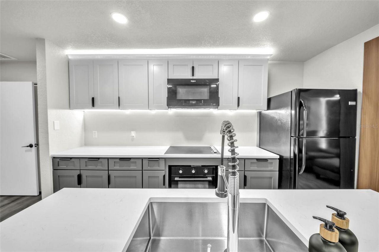 5418 6th Avenue S, Saint Petersburg, FL 33707 Photo