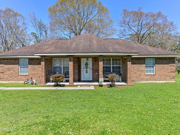 4745 Adams Avenue, Moss Point, MS 39563