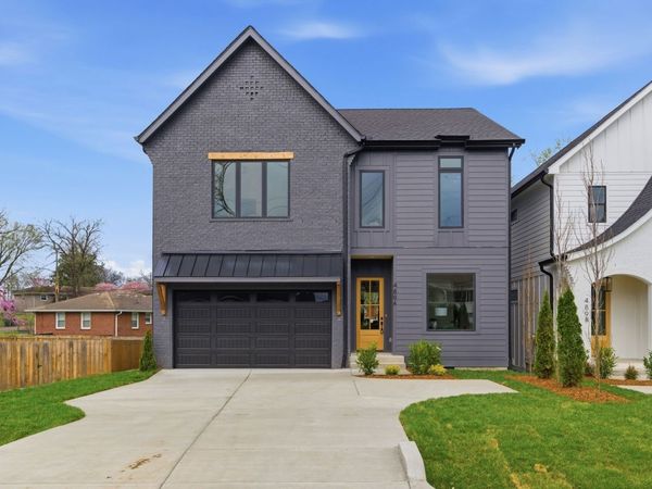 489A Sunliner Dr, Nashville, TN 37209