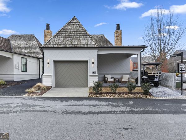 180 Central Avenue, Fayetteville, GA 30214