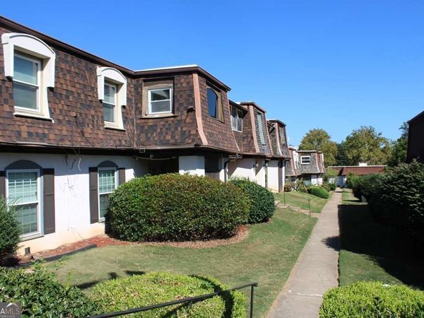 146 Rue Fontaine, Lithonia, GA 30038