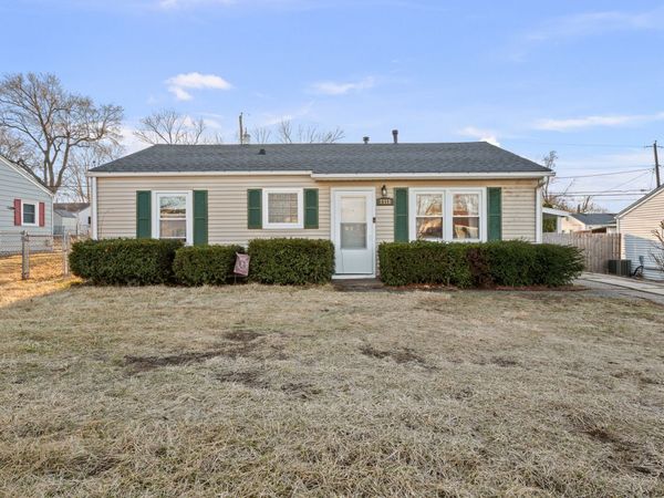 7318 Kelling Street , Davenport, IA 52806