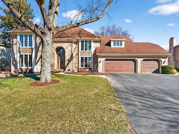 1304 Hawkins Court , St. Charles, IL 60174