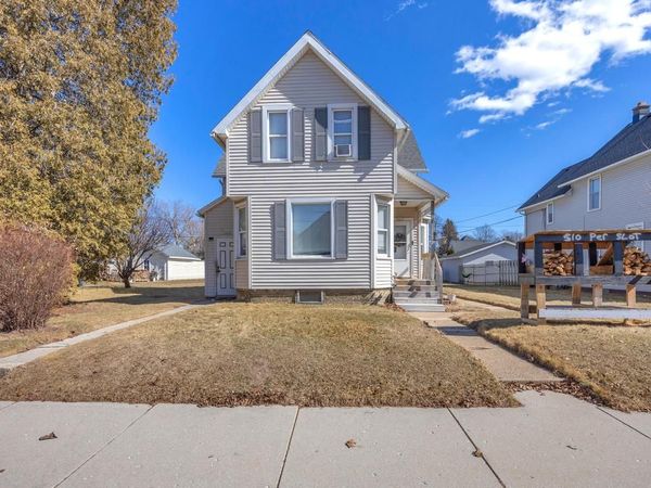 2417 S 8th STREET, Sheboygan, WI 53081