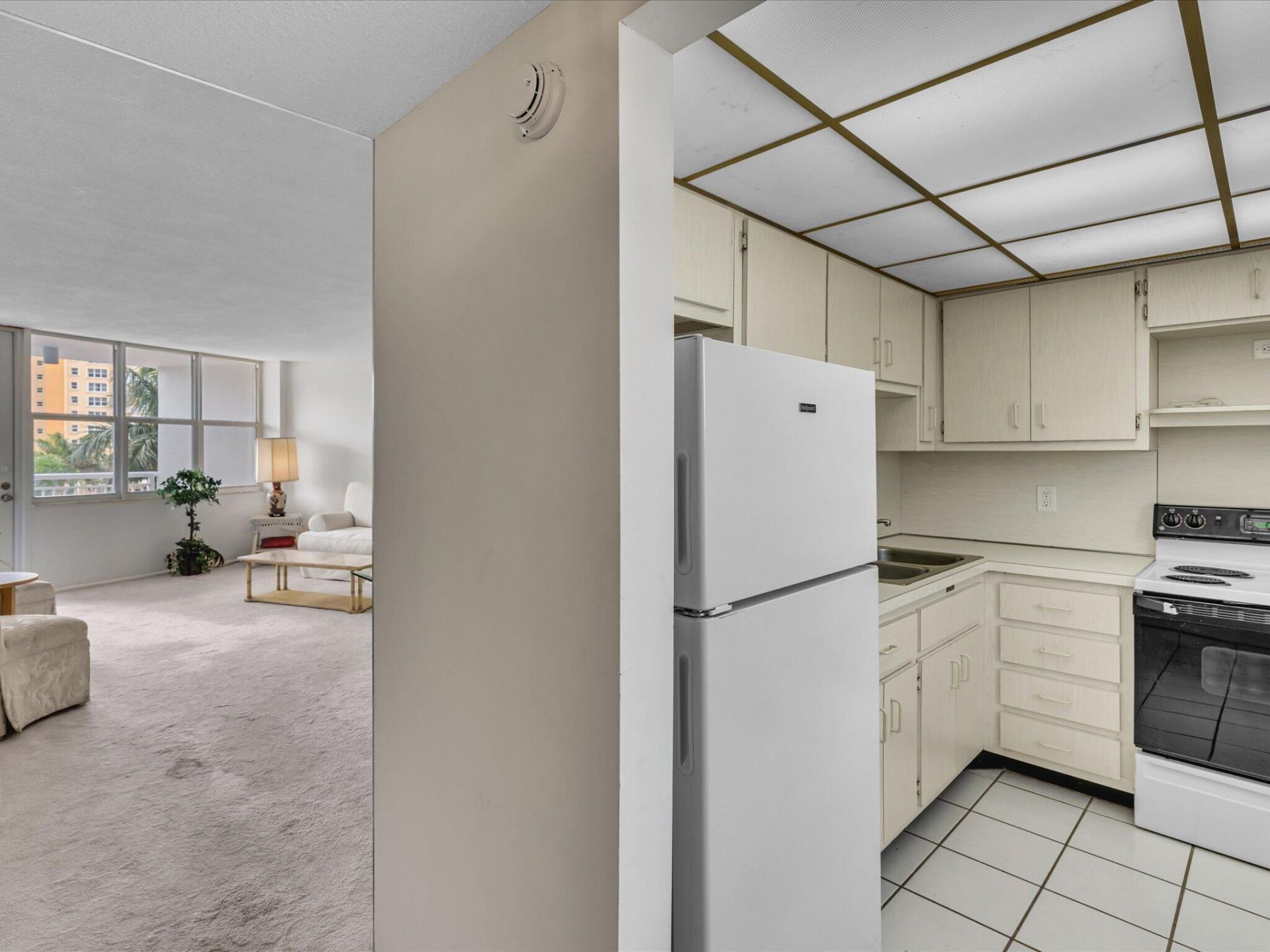 301 N Ocean Boulevard, Unit 407, Pompano Beach, FL 33062 Photo