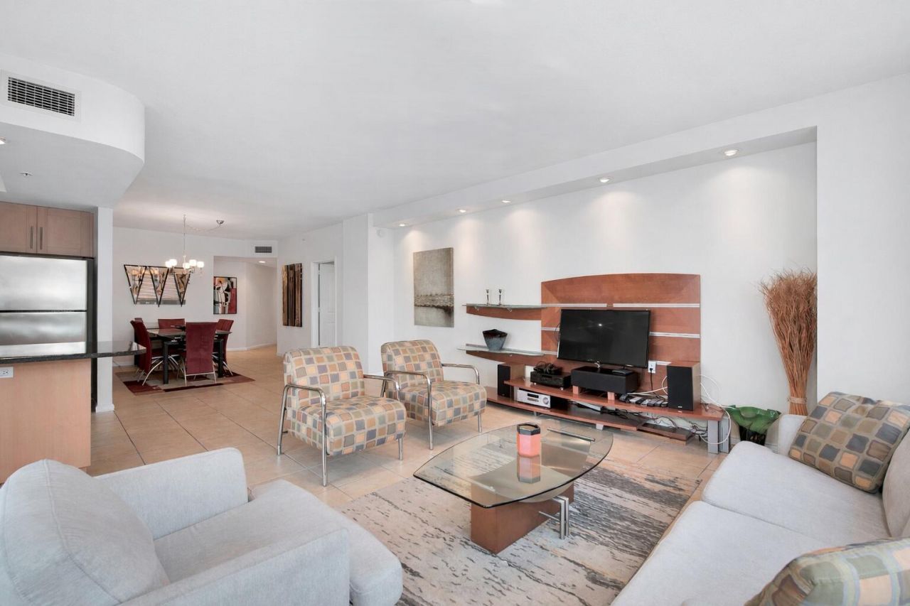 511 SE 5 Avenue, Unit 1217, Fort Lauderdale, FL 33301 Photo