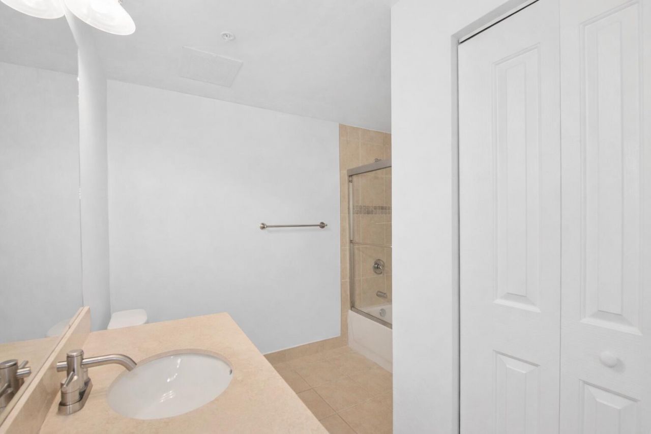 511 SE 5 Avenue, Unit 1217, Fort Lauderdale, FL 33301 Photo