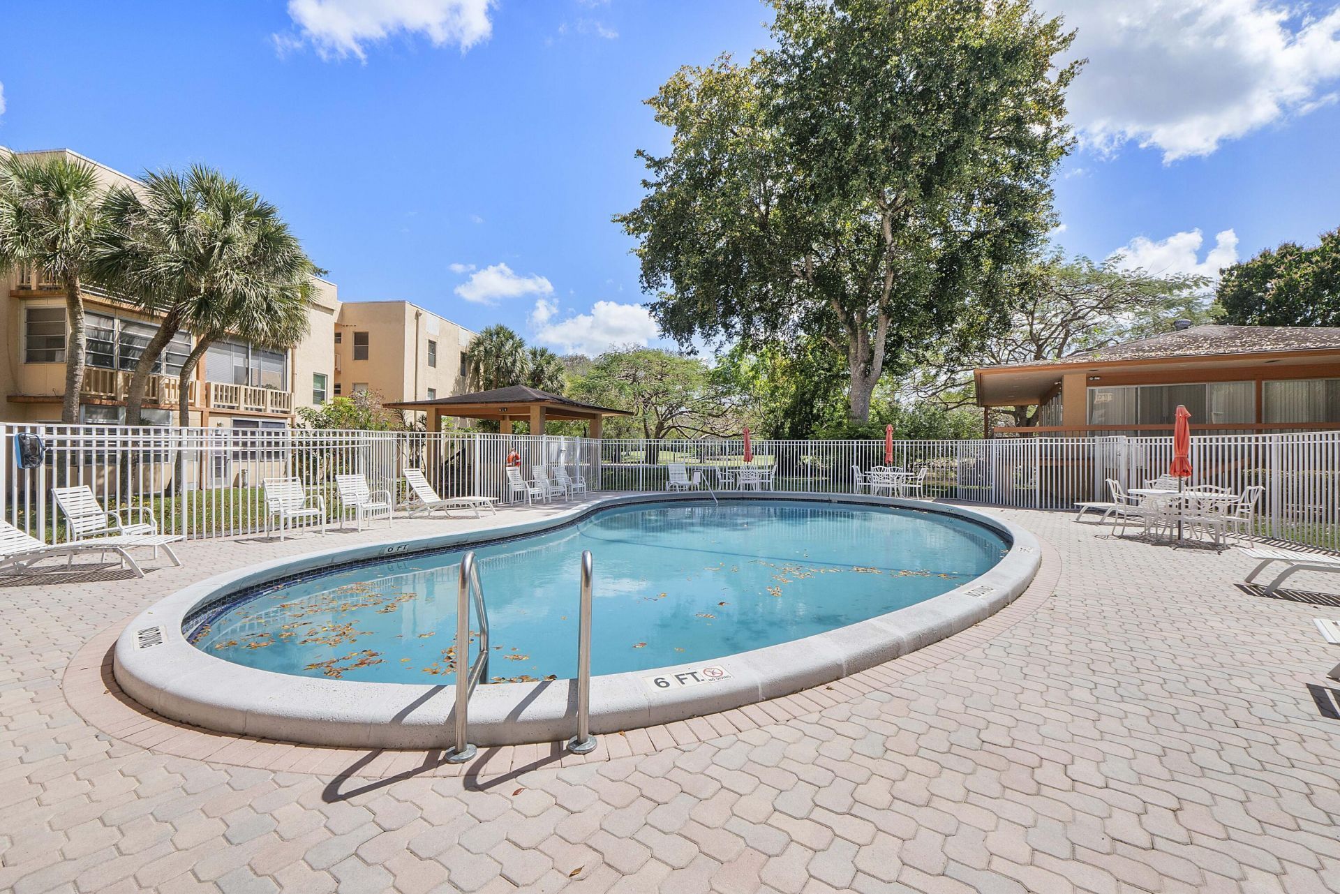 8390 Lagos De Campo Boulevard, Tamarac, FL 33321 Photo