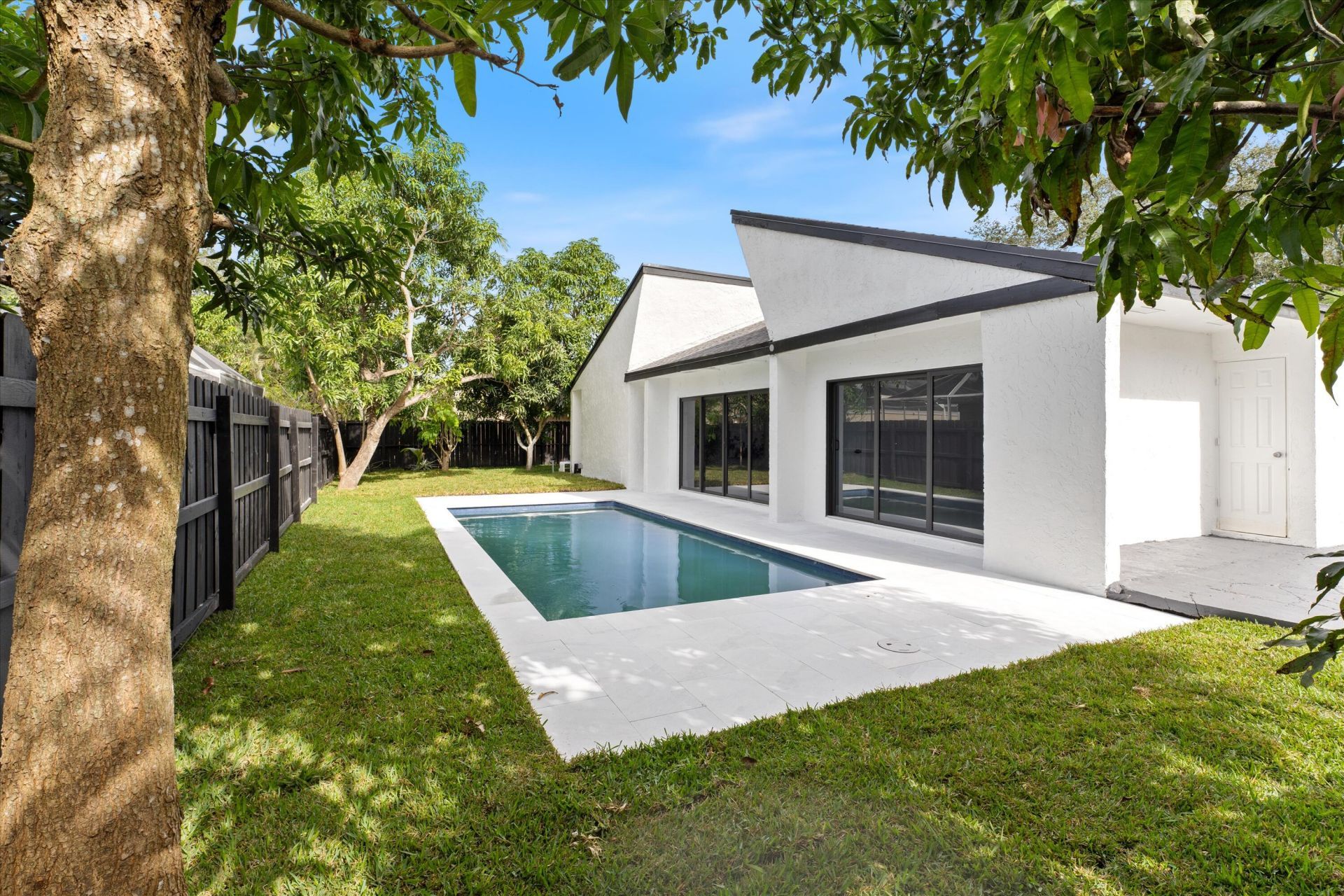 4951 SW 94th Way, Cooper City, FL 33328 Photo