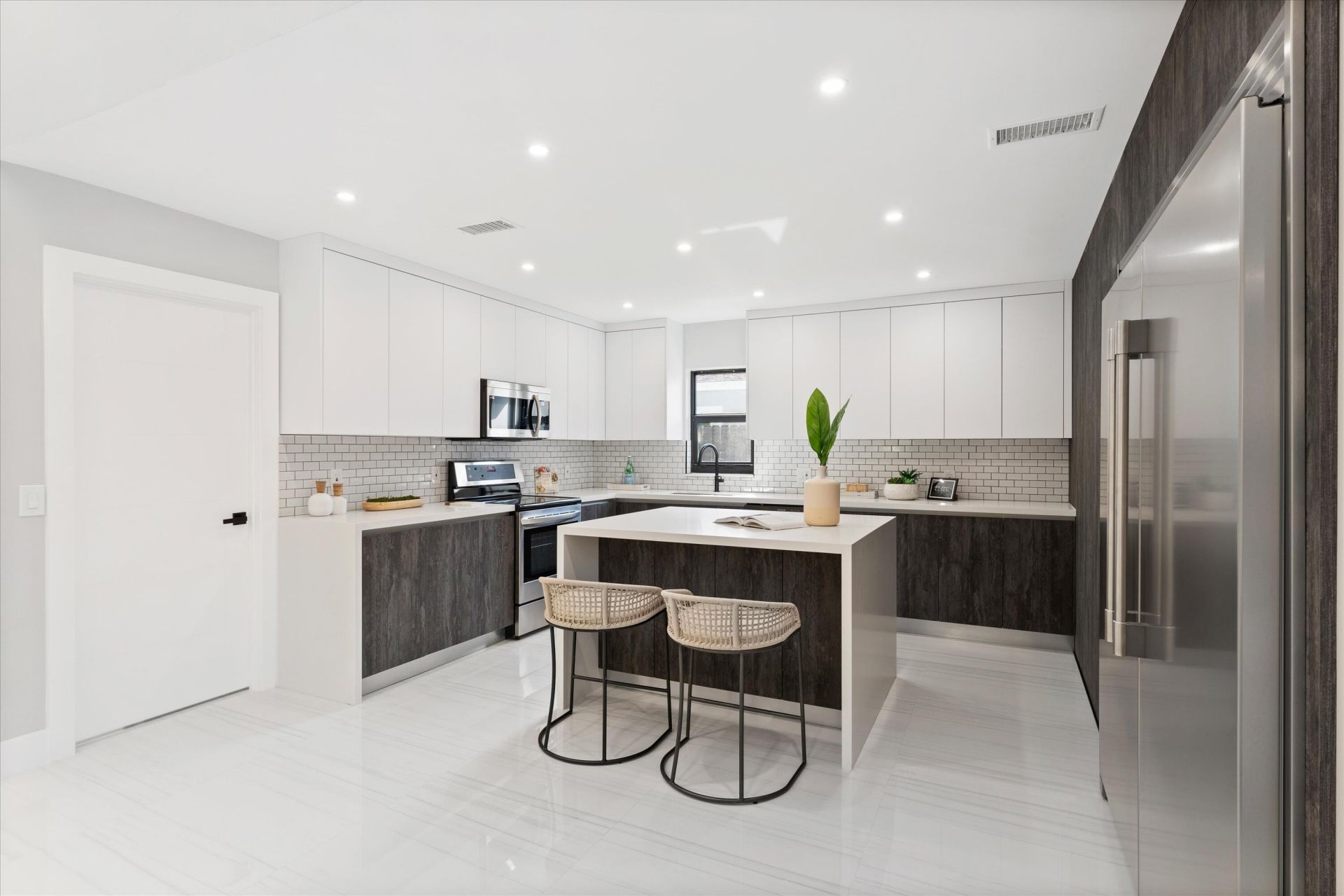 4951 SW 94th Way, Cooper City, FL 33328 Photo