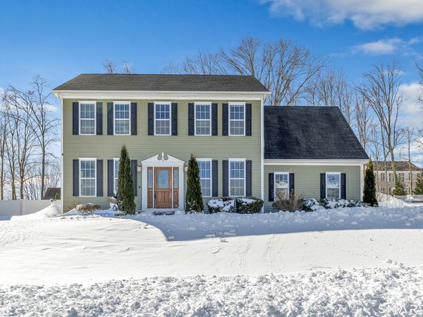 9 Fox Run , Seymour, CT 06483