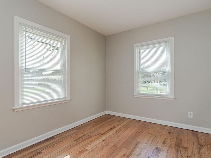 816 E Melrose Avenue , Columbus, OH 43224 Photo 13