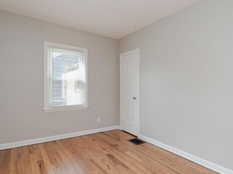 816 E Melrose Avenue , Columbus, OH 43224 Photo 14