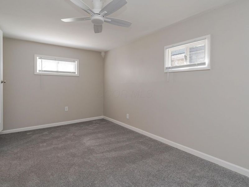 816 E Melrose Avenue , Columbus, OH 43224 Photo 20