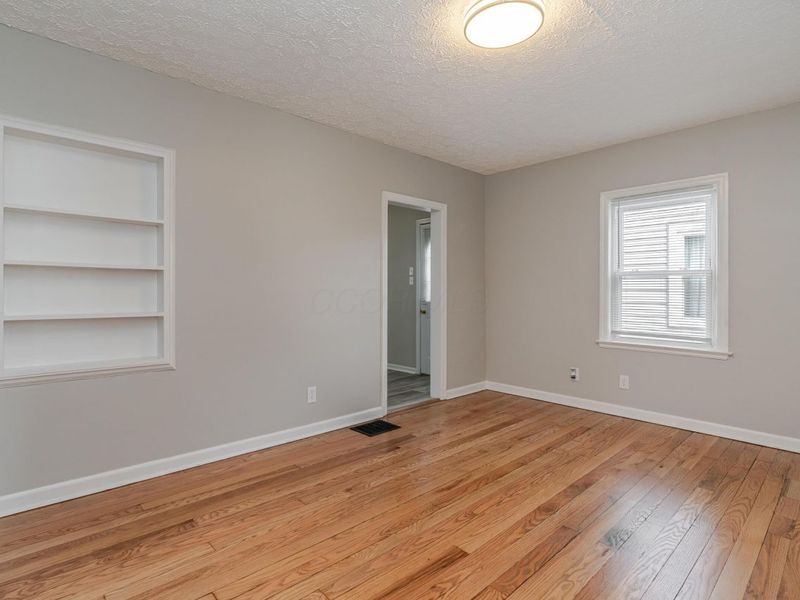 816 E Melrose Avenue , Columbus, OH 43224 Photo 7