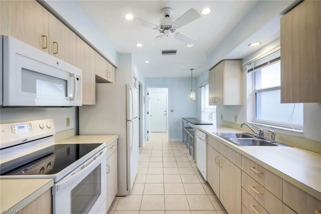 25202 Golf Lake Cir , Bonita Springs, FL 34135 Photo