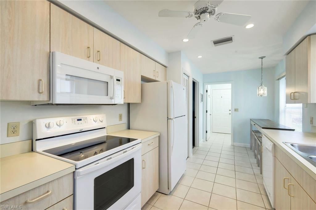 25202 Golf Lake Cir , Bonita Springs, FL 34135 Photo