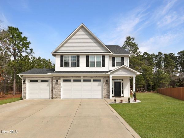 1730 Veranda Court, Aberdeen, NC 28315