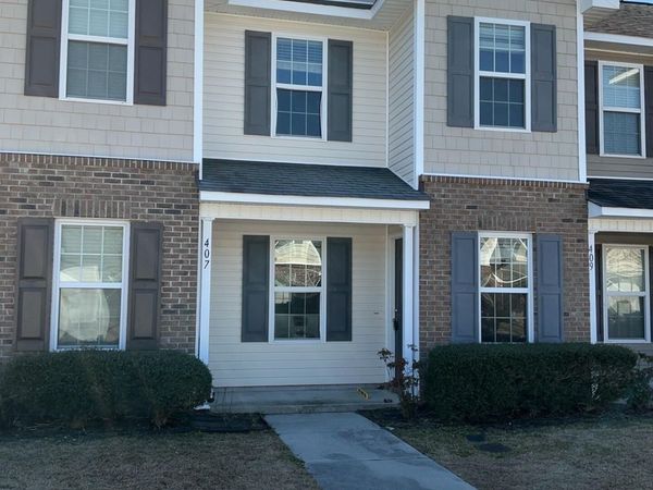 407 Falls Cove, Jacksonville, NC 28546