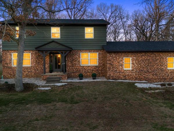 603 E SWORDS Drive, Edelstein, IL 61526