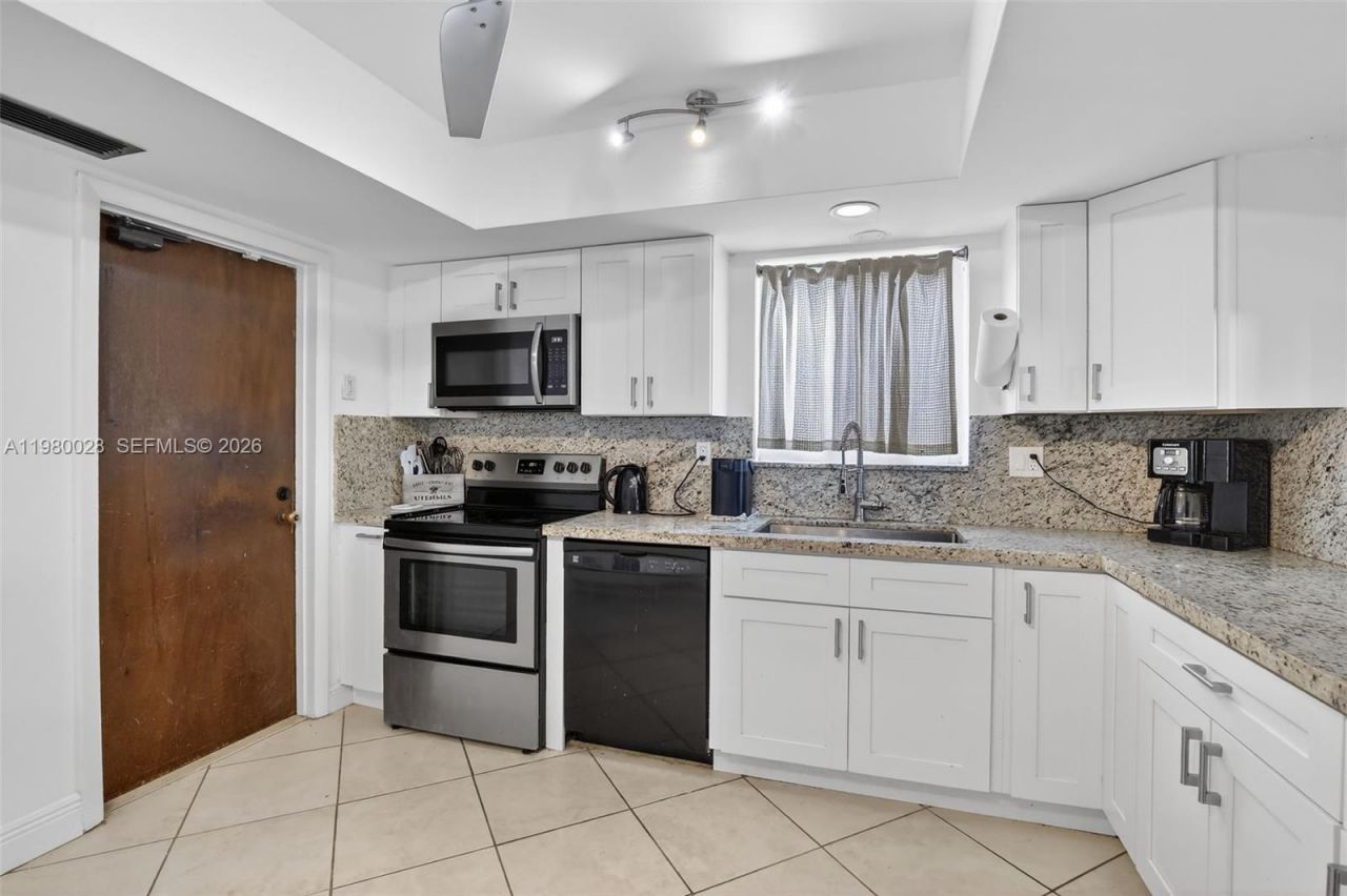 11501 NW 15th St , Pembroke Pines, FL 33026 Photo