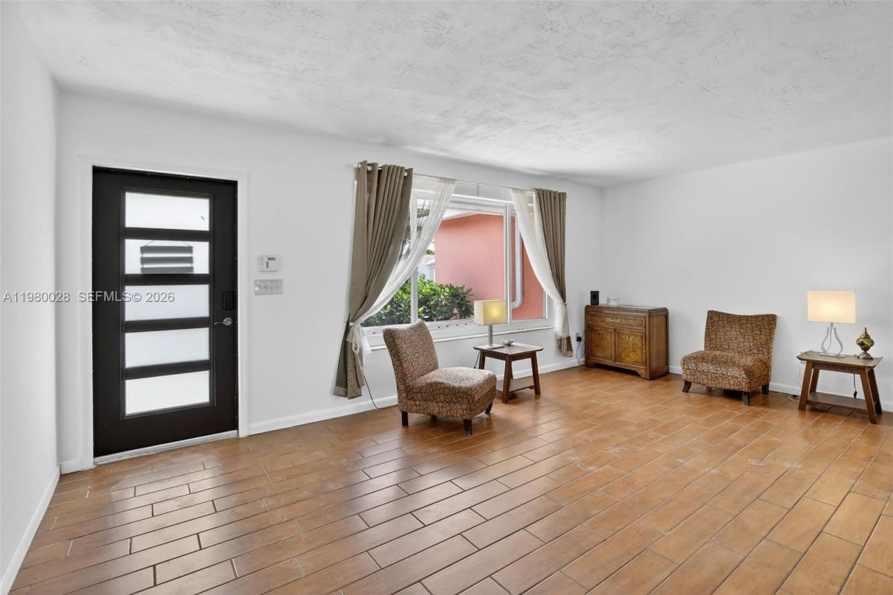 11501 NW 15th St , Pembroke Pines, FL 33026 Photo