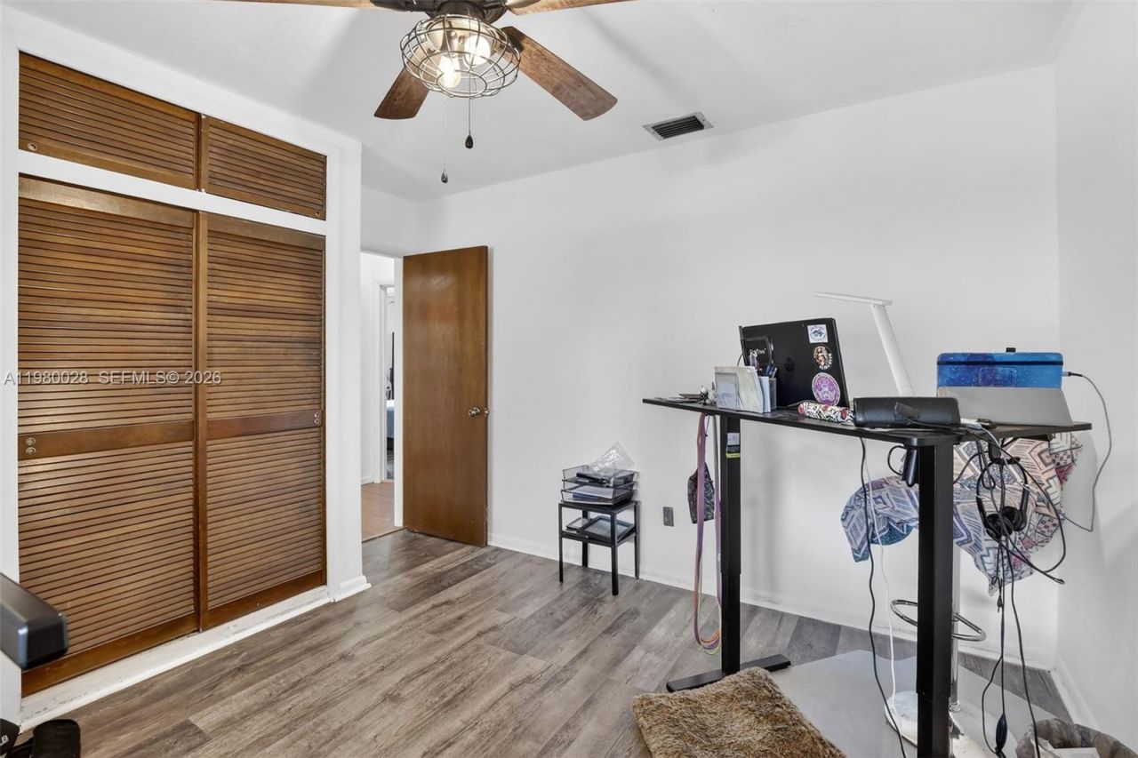 11501 NW 15th St , Pembroke Pines, FL 33026 Photo