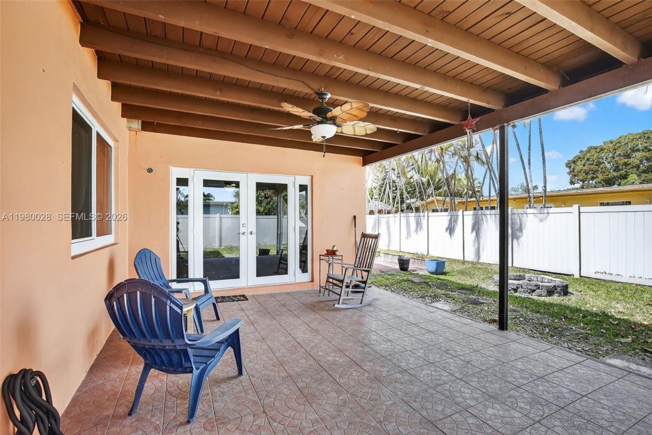 11501 NW 15th St , Pembroke Pines, FL 33026 Photo