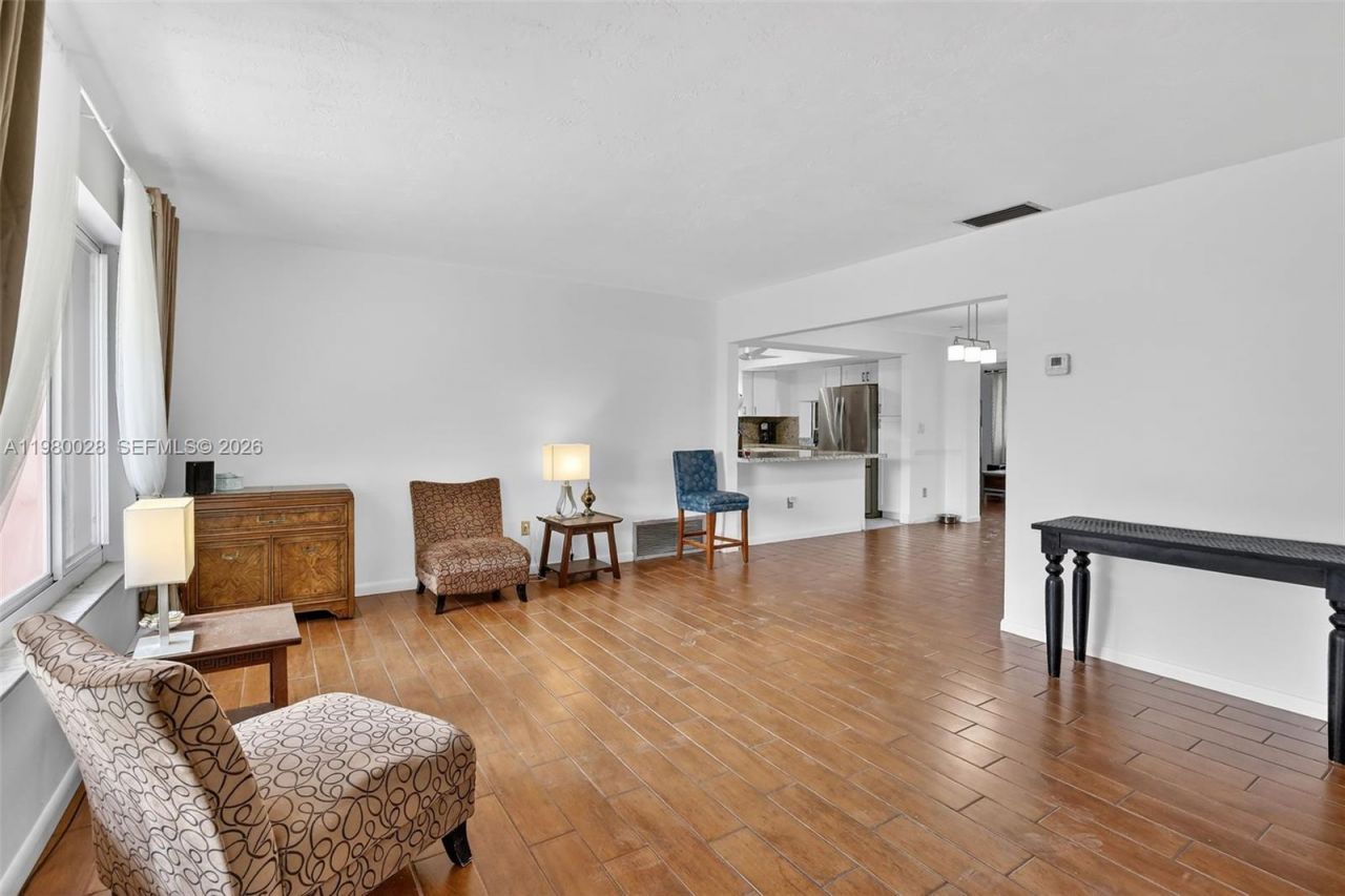 11501 NW 15th St , Pembroke Pines, FL 33026 Photo