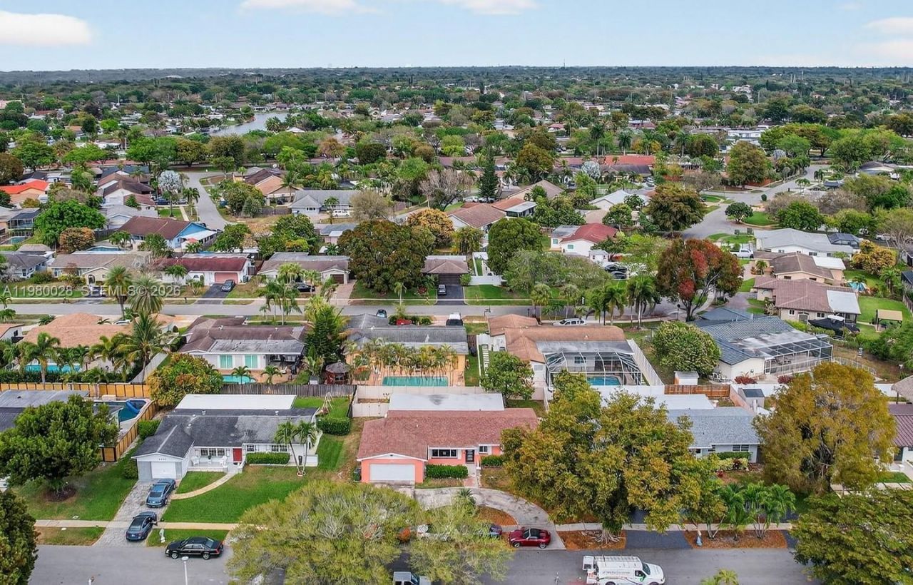 11501 NW 15th St , Pembroke Pines, FL 33026 Photo